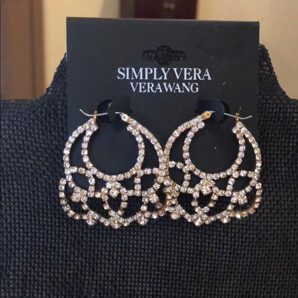 Simply Vera Flashy but Classy!!